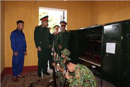 Chính ủy Quân khu kiểm tra tại Lữ đoàn Phòng không 210